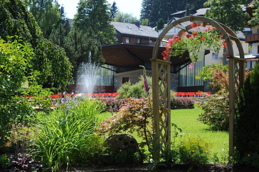 Gasthof Schwarzwaldtanne Schönwalde Стая снимка